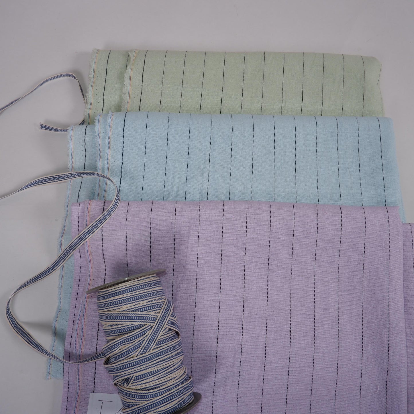 Premium Linen striped Fabric in pale pink | Toulouse stripe Medium weight multicolor stripes Copenhagen Stripe