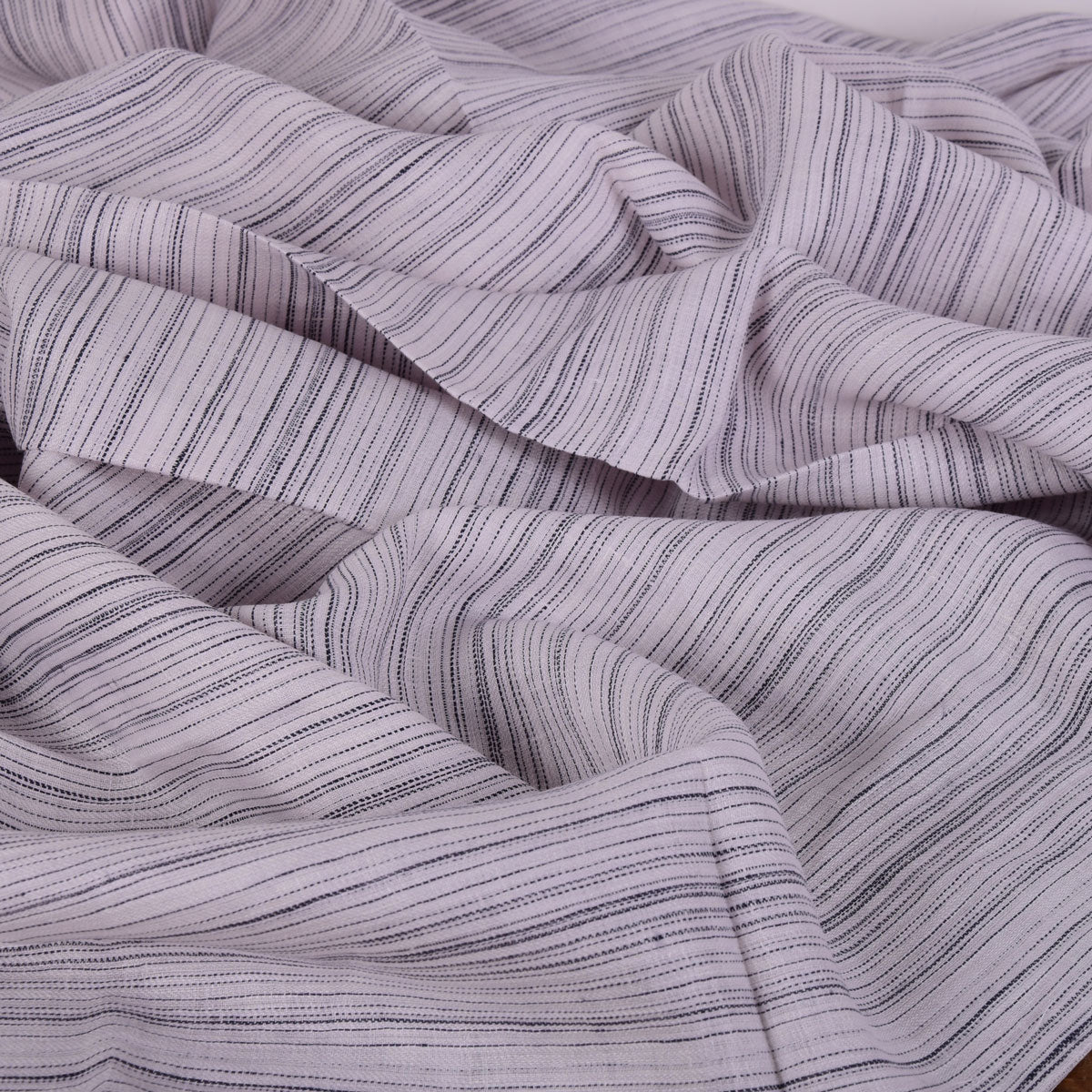 Birch - pinstriped linen fabric - 556L