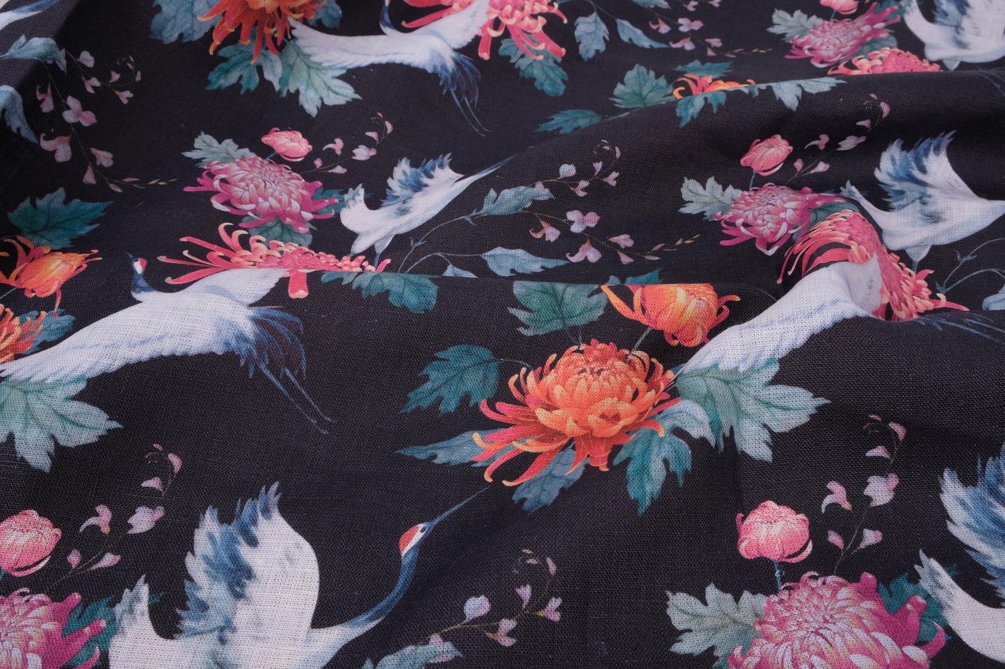 Floral with crane print - 100% linen fabric - 122LP