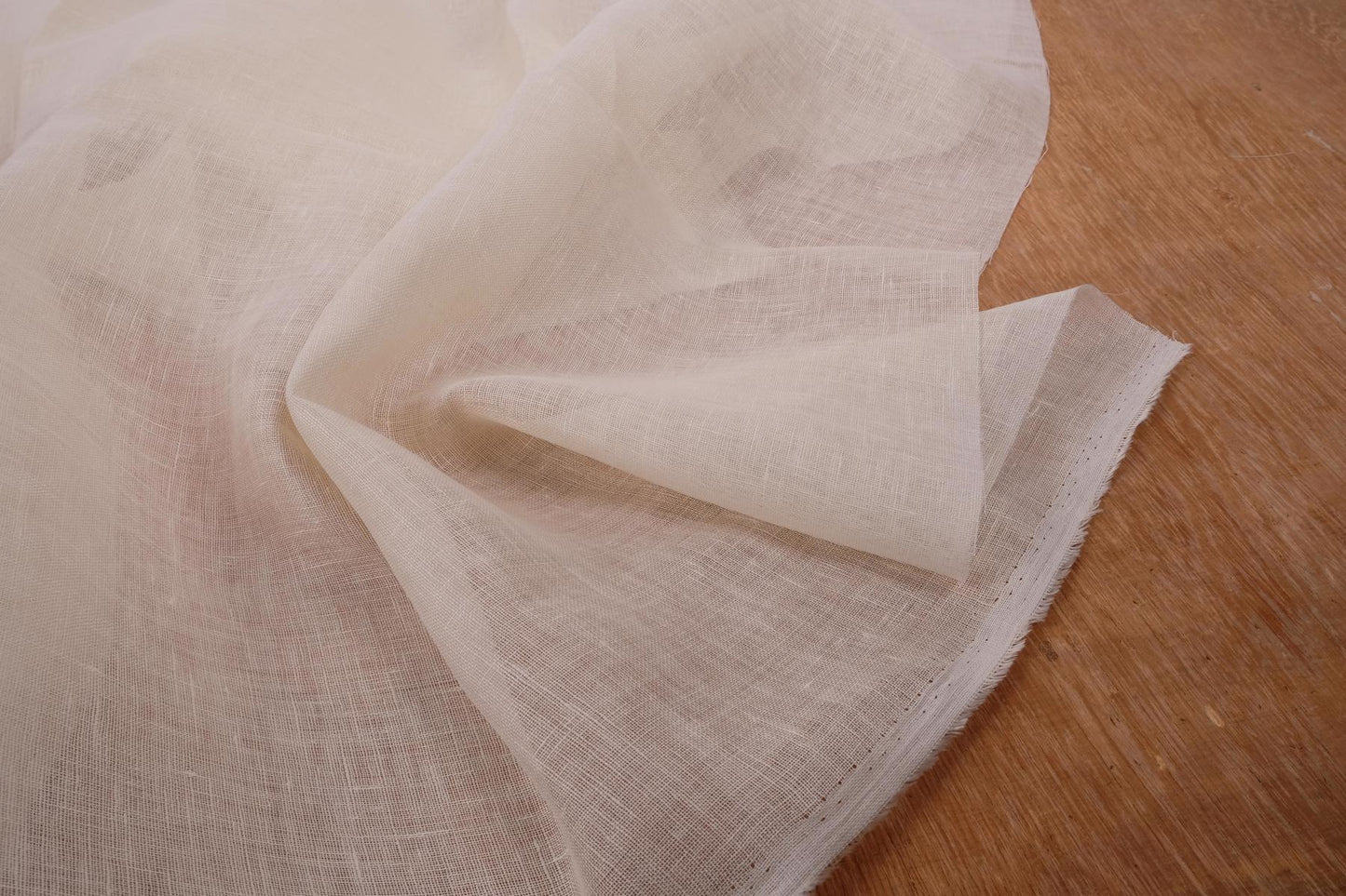 Sheer GAUZE linen fabric - offwhite - regular - 142SH