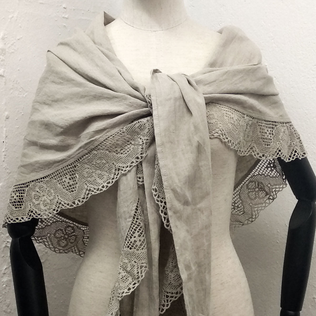 Natur - Lace shawl - Triangle