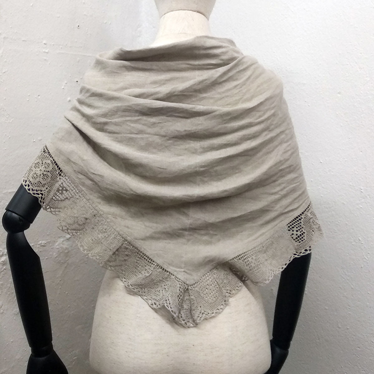 Natur - Lace shawl - Triangle