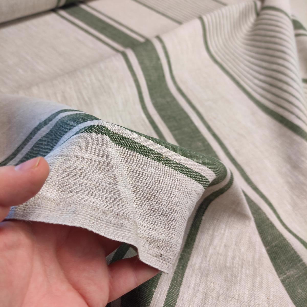 Village green - linen fabric - 399H