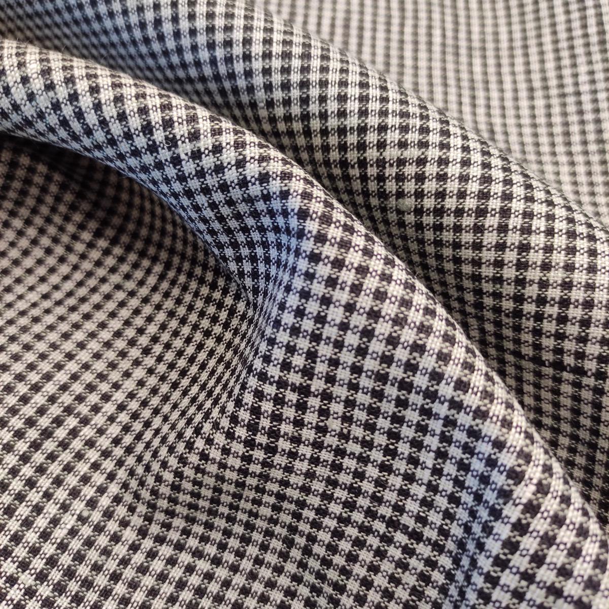 Pepita - pin check in black white - linen fabric - 268P