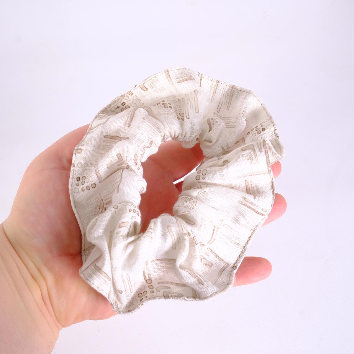 Scrunchie in linen