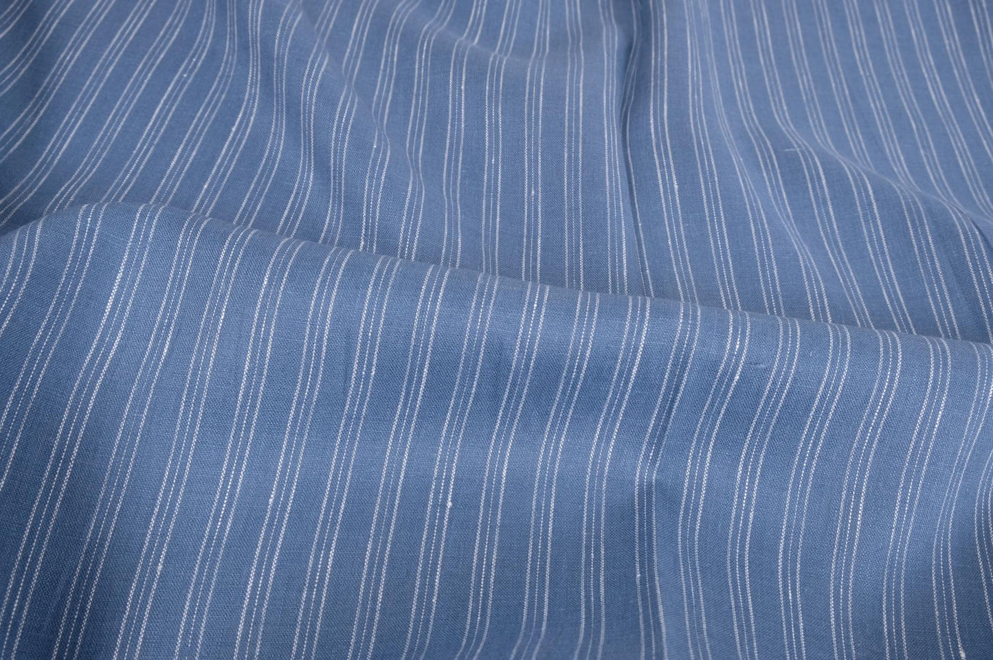 Striped light linen - blue - 066M