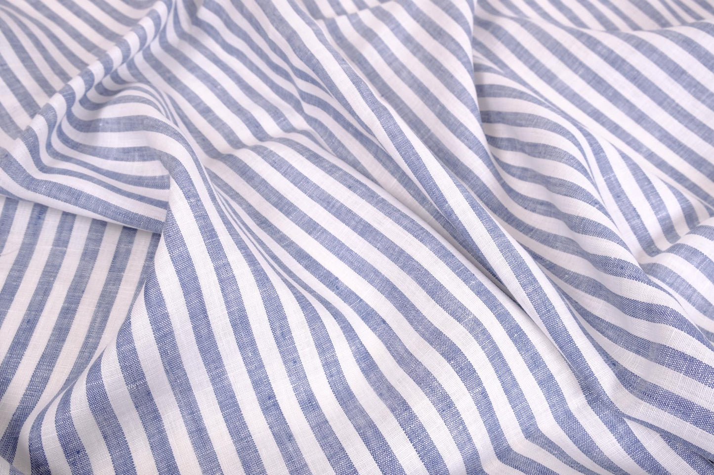 Striped light linen -white blue - 069M