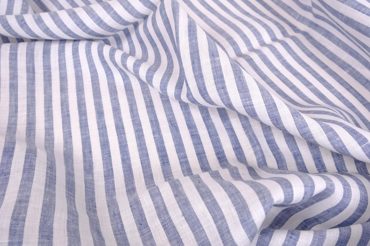 Striped light linen -white blue - 069M