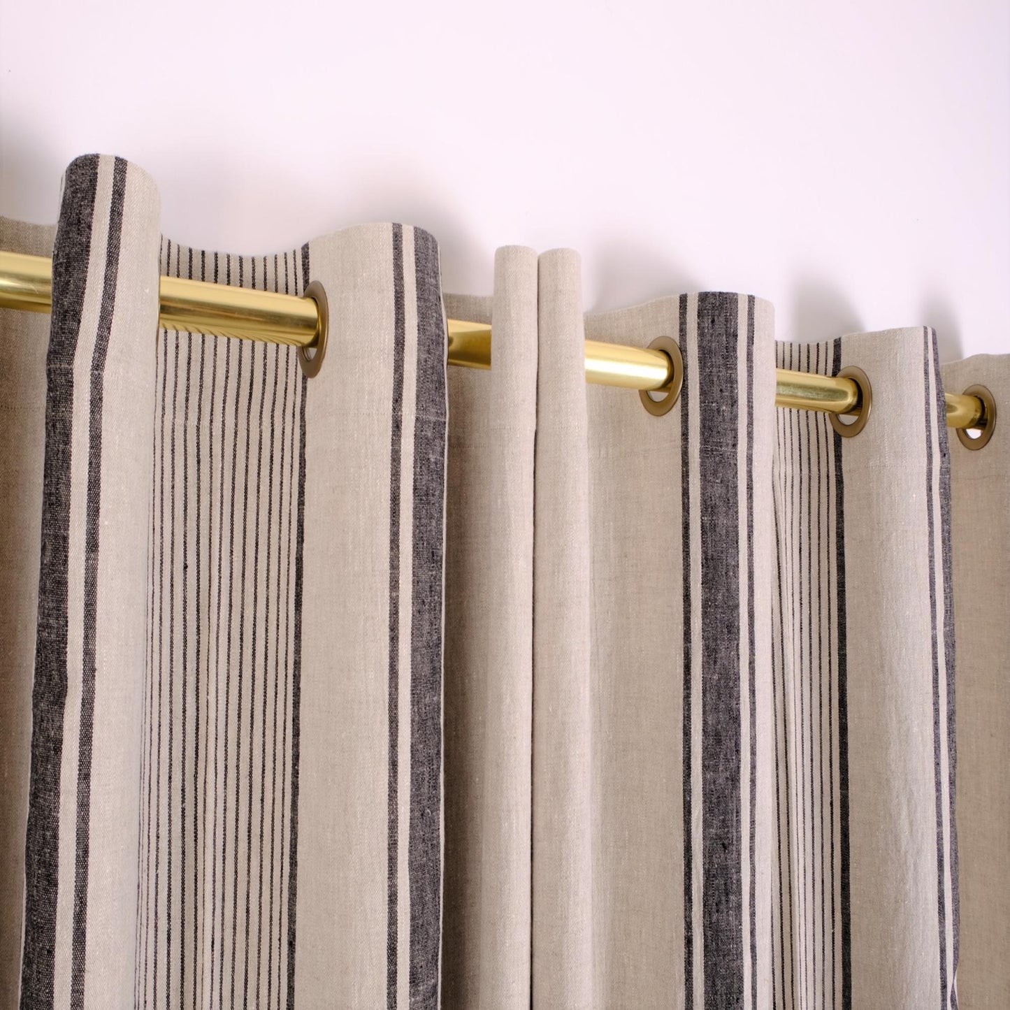 BLACKOUT - Natural linen curtains Village black stripes