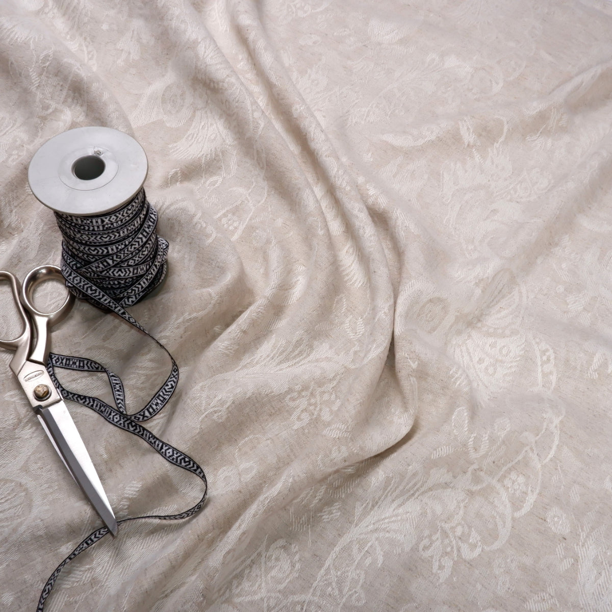 Natur Jacquard linen fabric - 9930