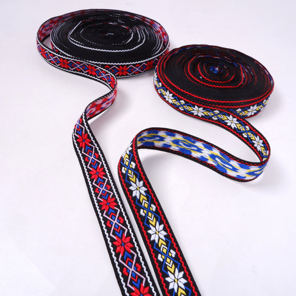 Red Flower - Folk art trim - 20mm