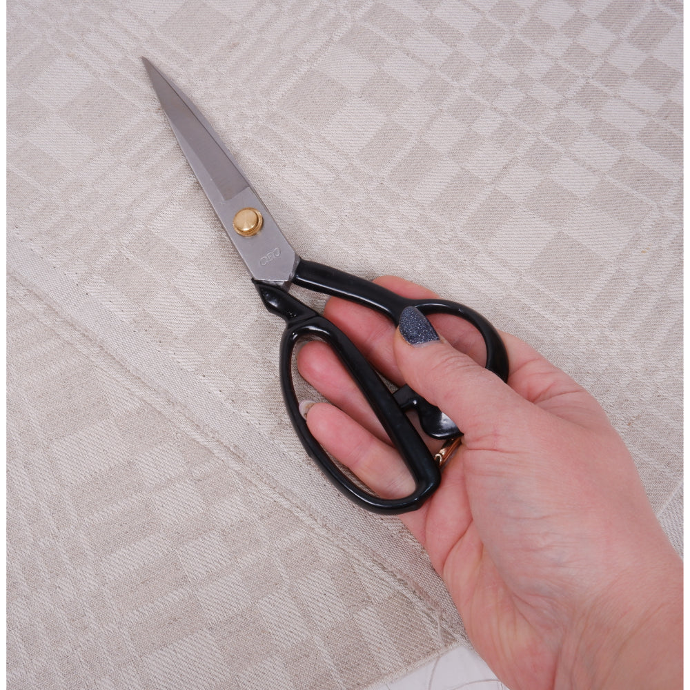 High grade cutting scissors - 9"