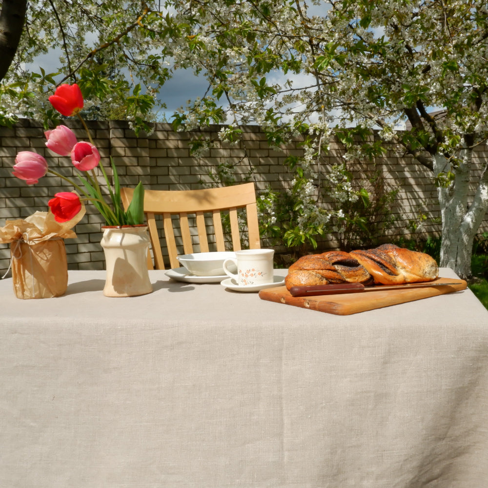 Linen tablecloth - solid color