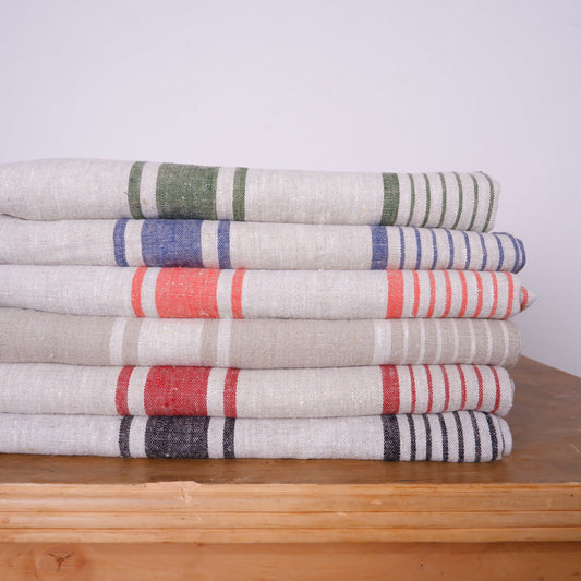 Village green- linen blanket