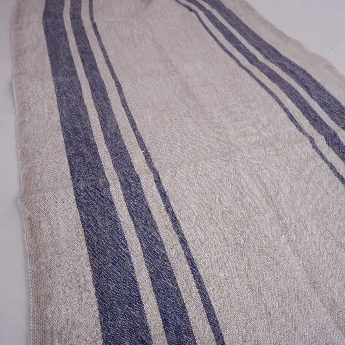 Navy stripes in linen fabric - sack weave - Grainsack - 048A