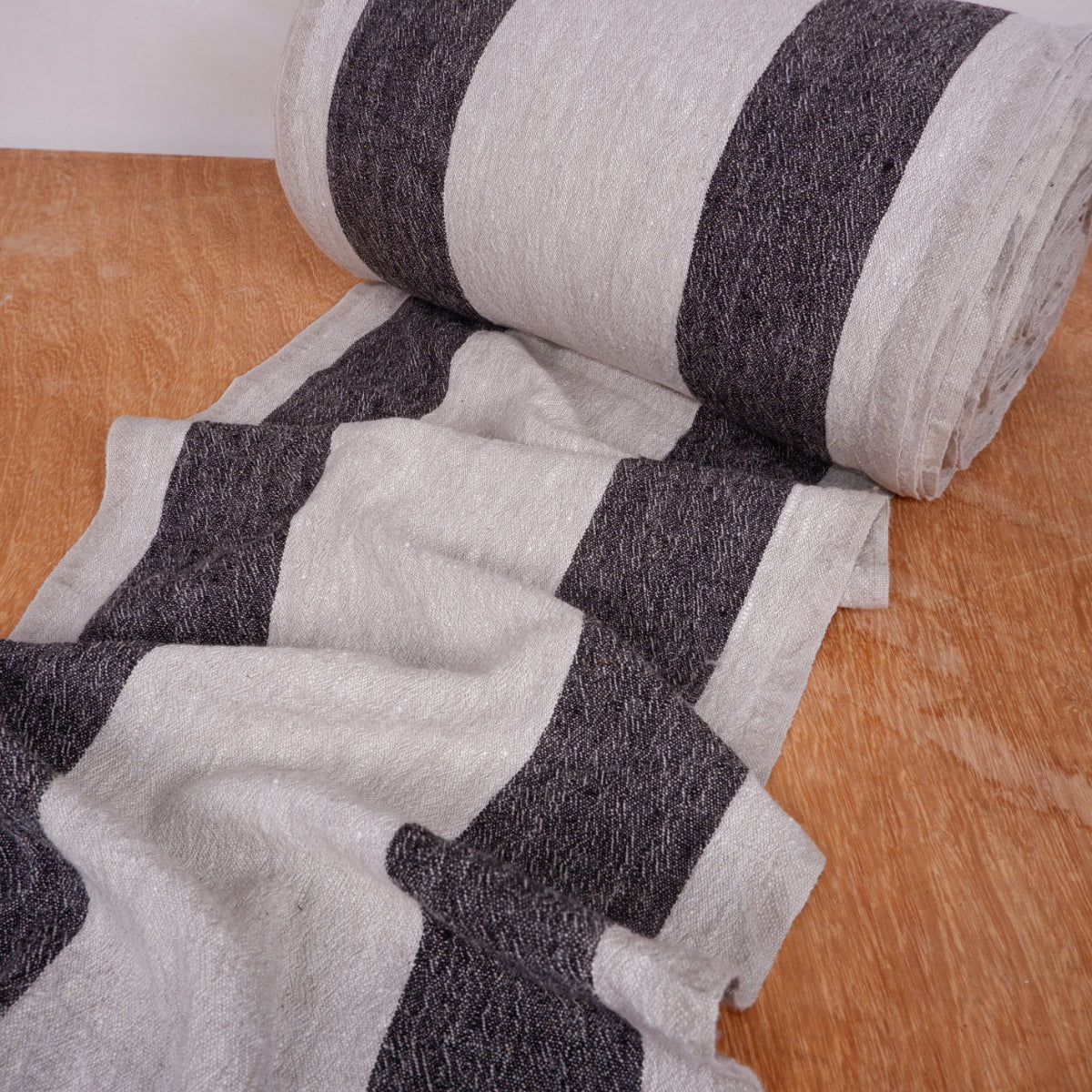 Black natur - sack weave - linen fabric - Tuscany - 049A
