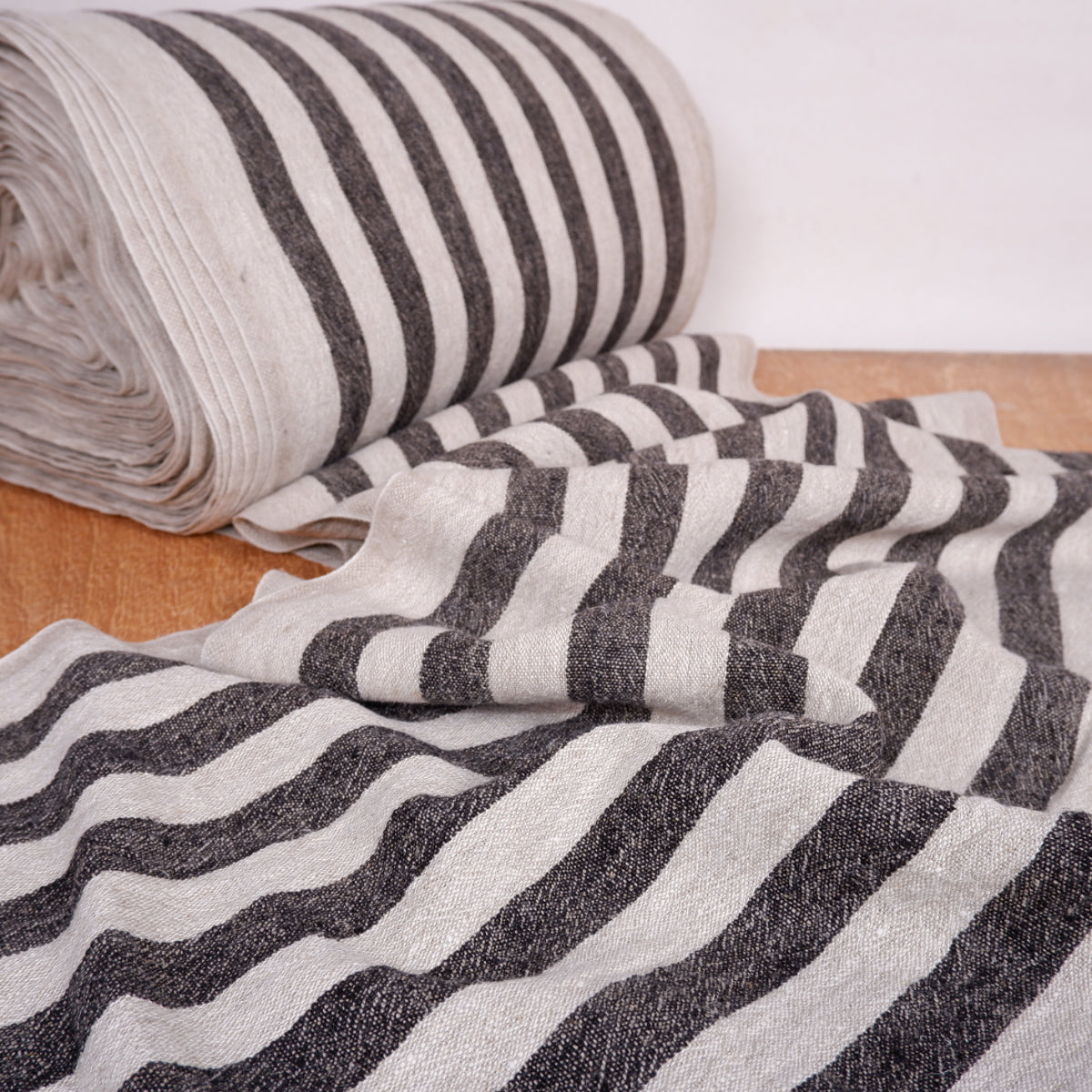 Multicolor stripes - sack weave - linen fabric - French stripes - 052A