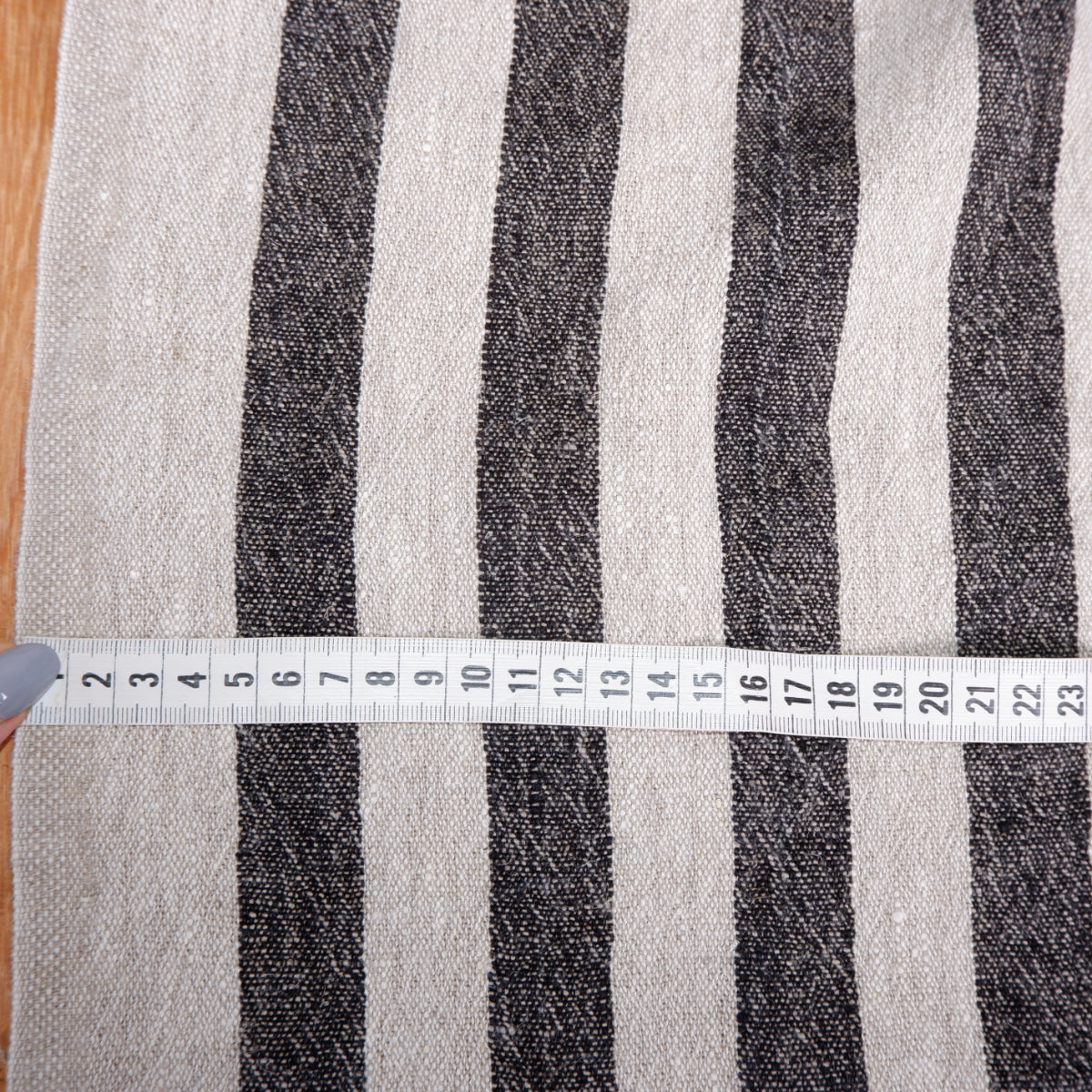 Black stripes - sack weave - linen fabric - French stripes - 053A