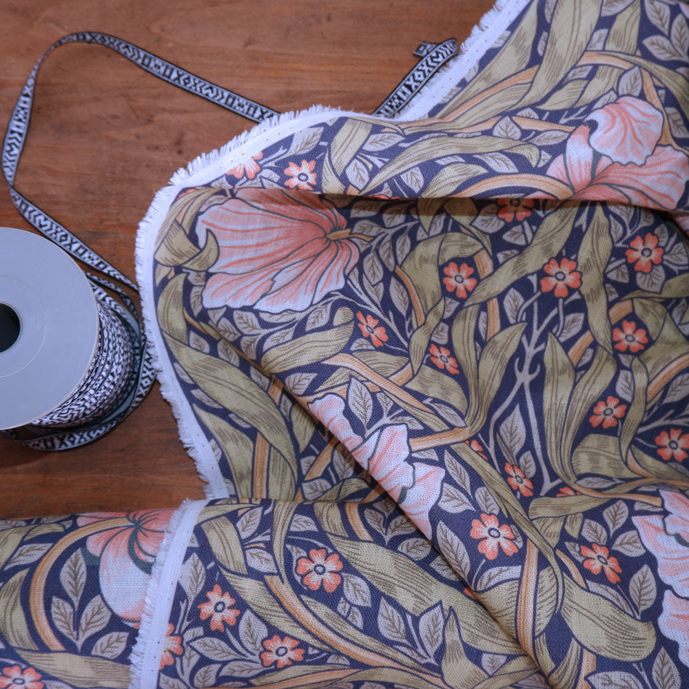 Floral linen fabric - William Morris Pimpernel colorful WM202A