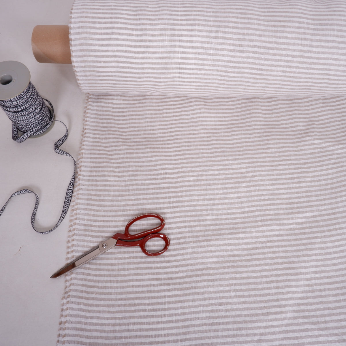 255 cm WIDE - White natur stripes - linen fabric - T026M