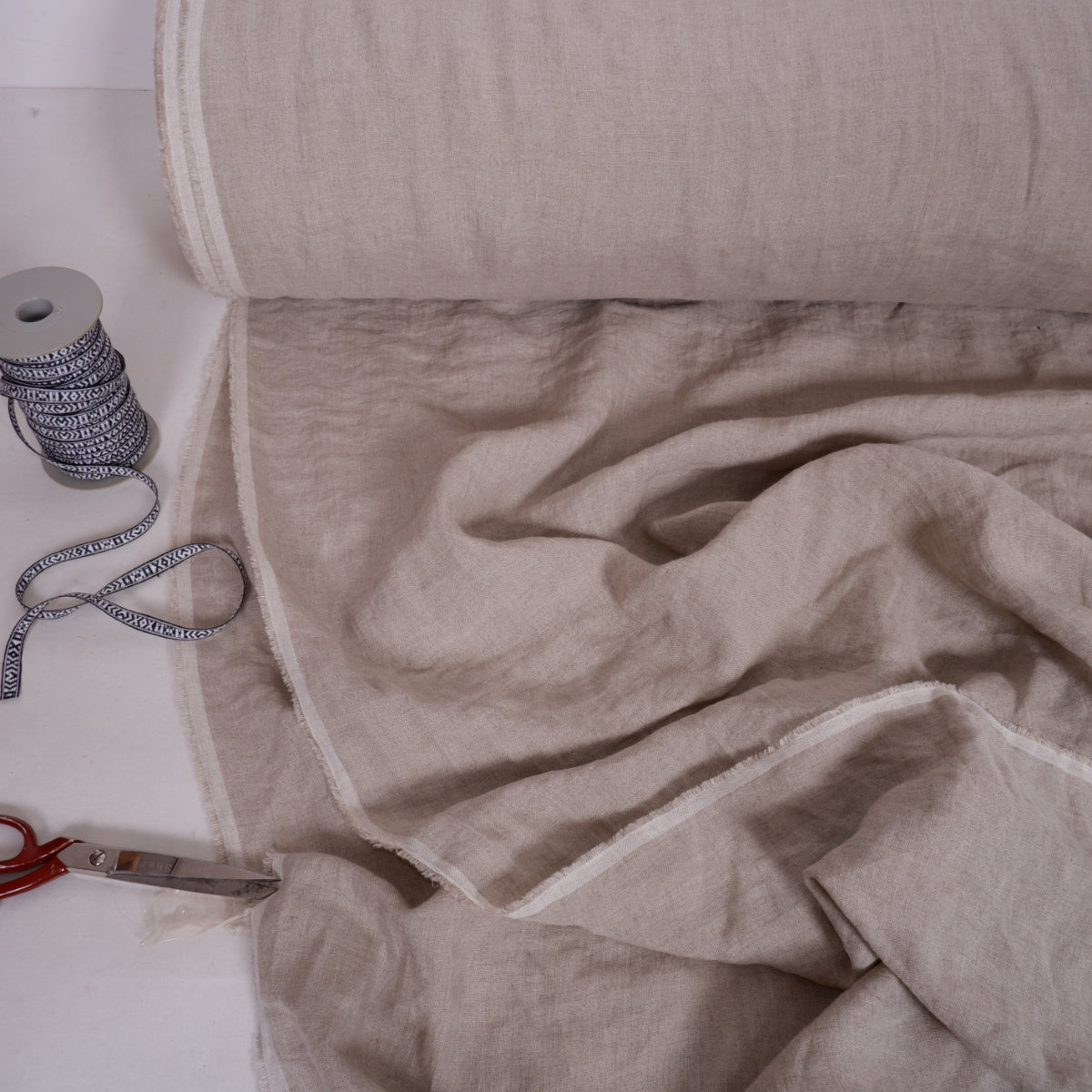 282cm WIDE - Natur linen fabric - T027M