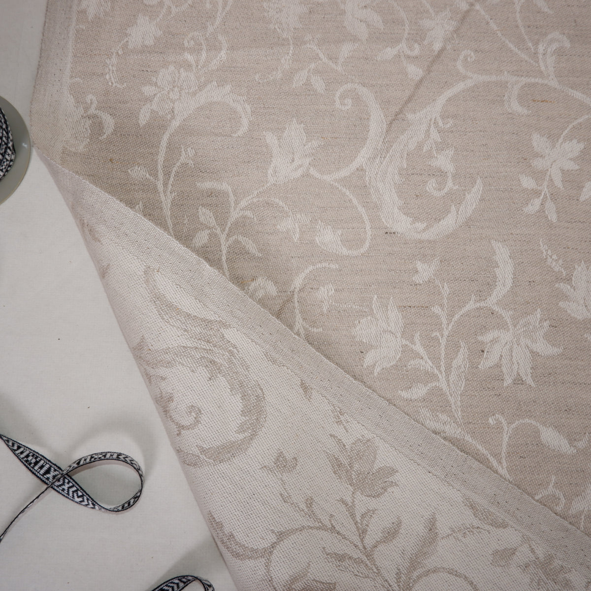 Jacquard - Natural Floral - linen fabric - T029M