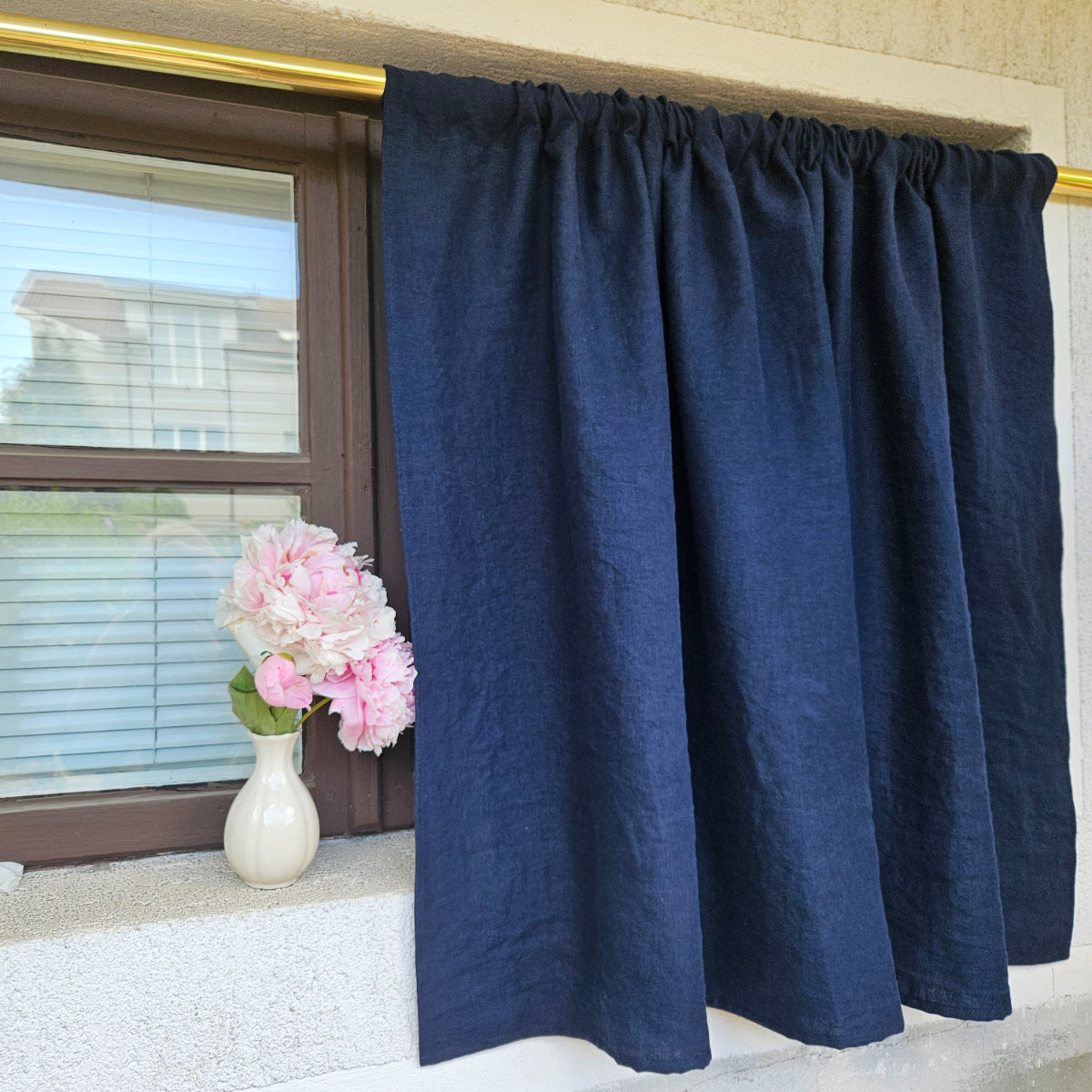 Linen curtain - with rod pocket