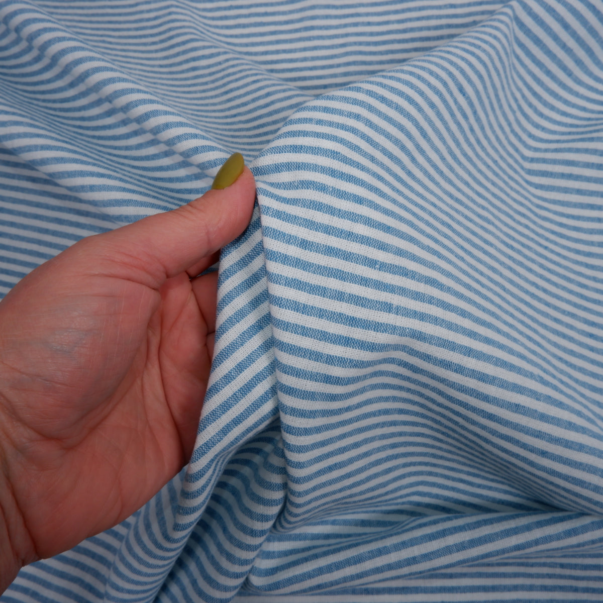 266 cm WIDE - Blue and white stripes - linen fabric - T163
