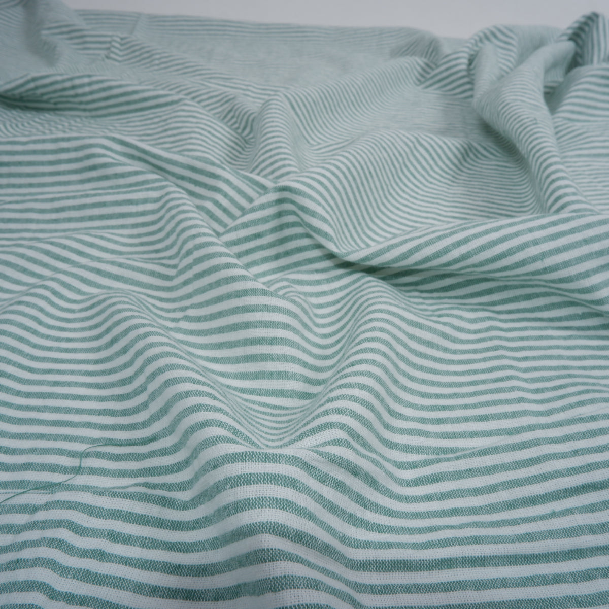 192 cm WIDE - Green and white stripes - linen fabric - T162