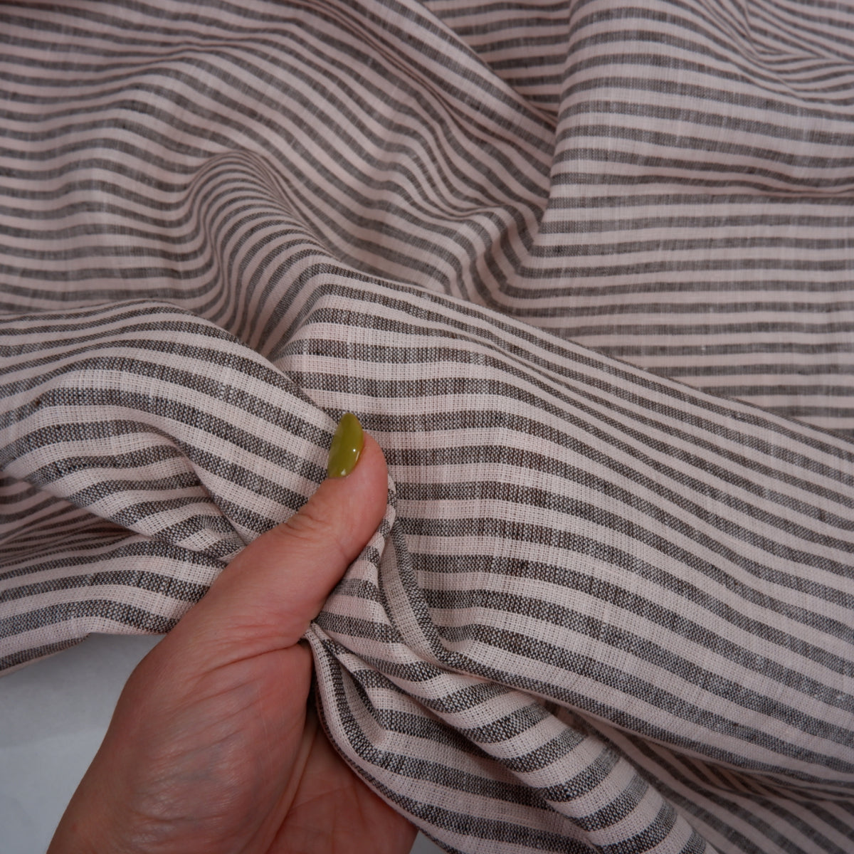 256 cm WIDE - Pink and black stripes - linen fabric - T161