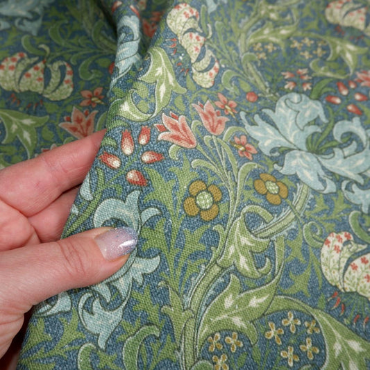 William Morris Golden Lilly in green - Floral printed linen fabric - LL371P