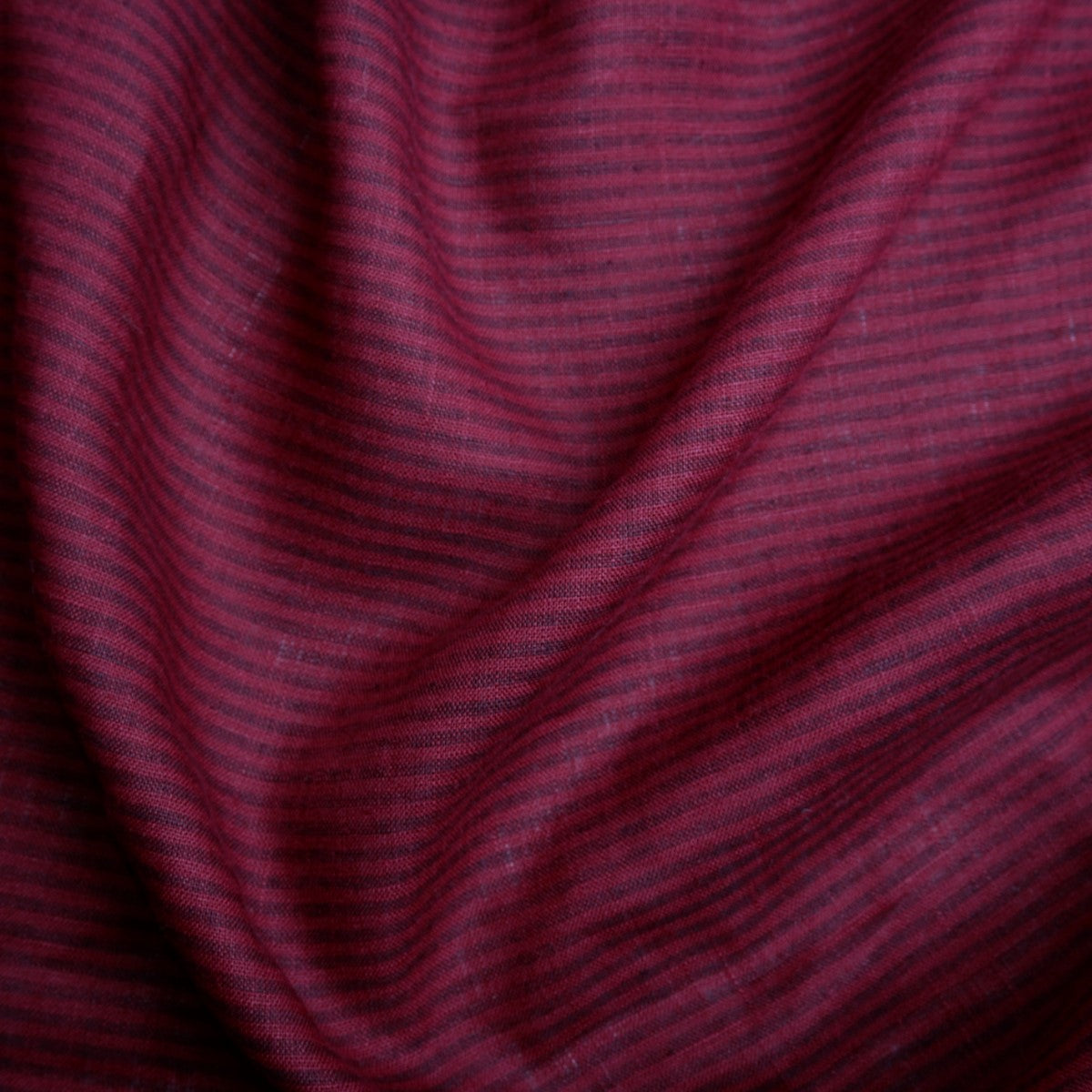 Bordo and black stripes - linen fabric - T129