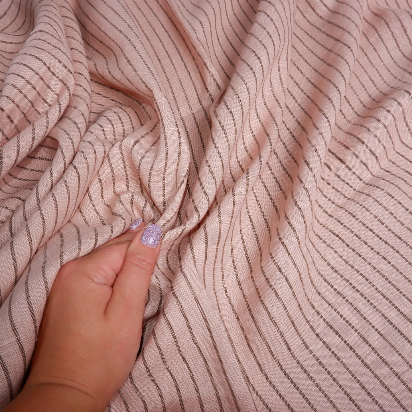 100% pink striped linen fabric - Medium weight - perfect for clothing, curtains or home textile - fabric for home decor craft projects