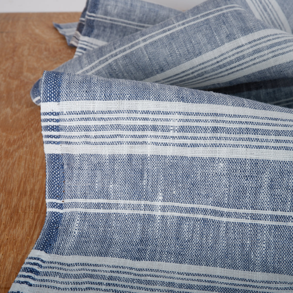 Blue Cottage stripes - heavy linen fabric - T311