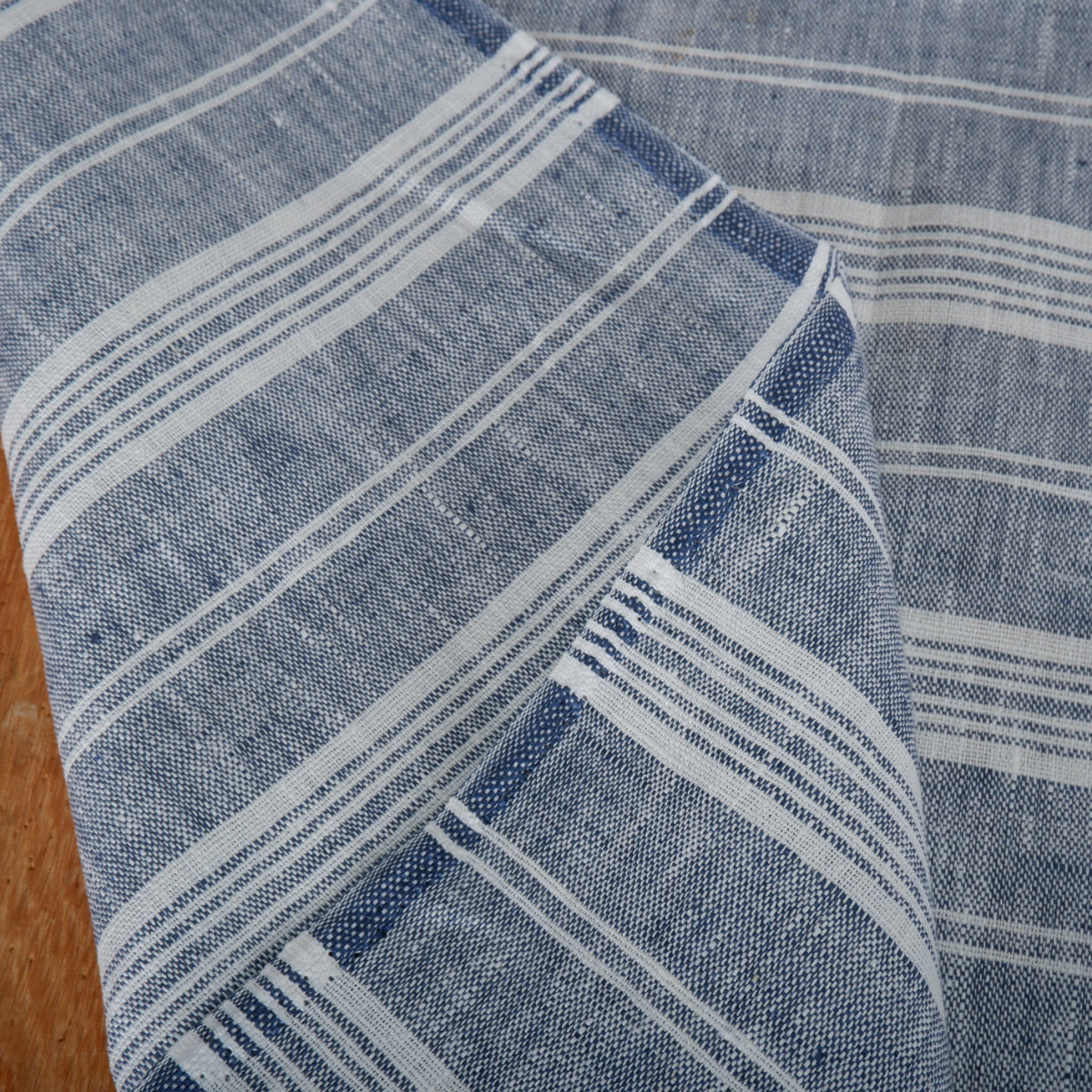 Blue Cottage stripes - heavy linen fabric - T311