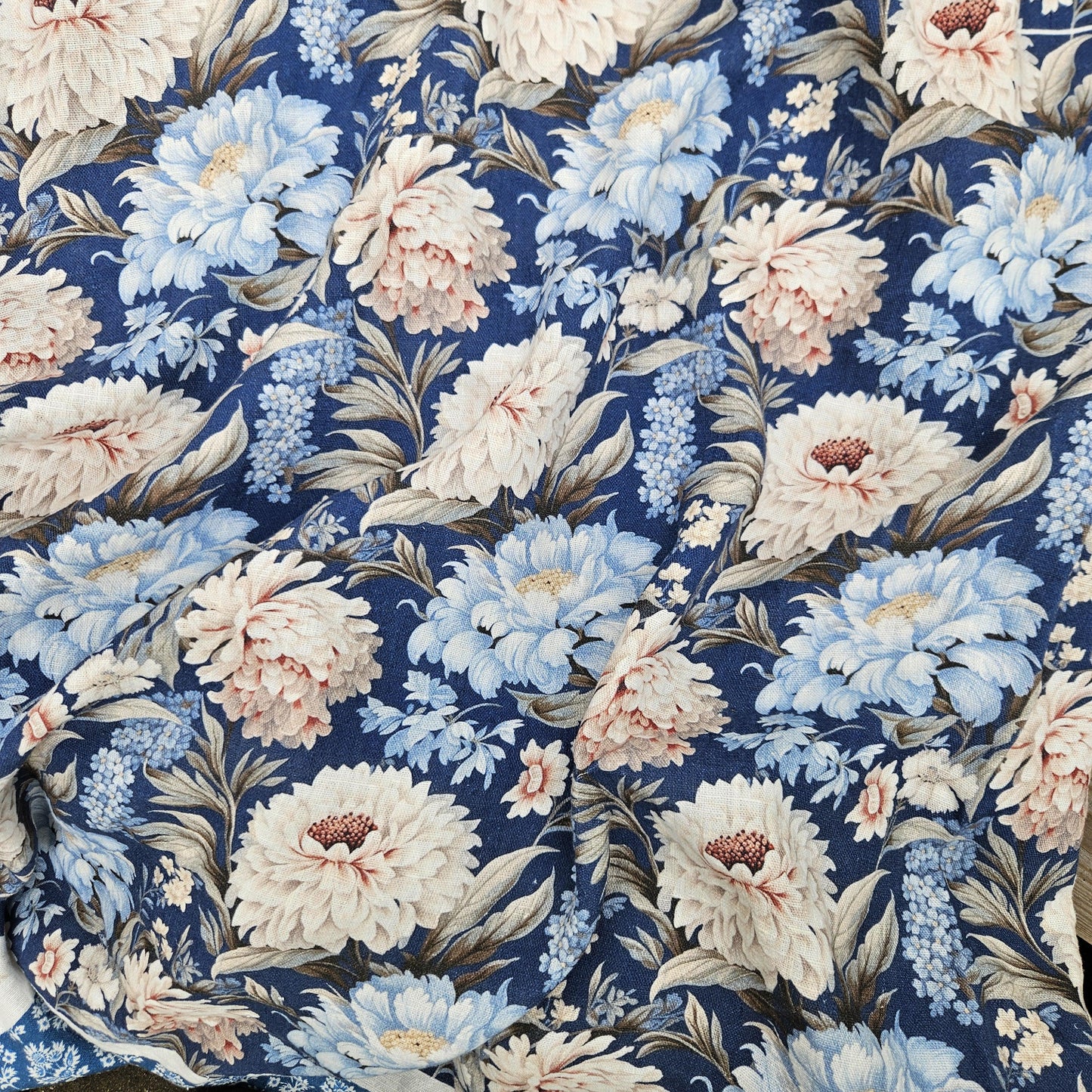 100% LINEN Fabric blue floral DAHLIAS, white blue botanical fabric with floral print, indian block print on linen linen 2578