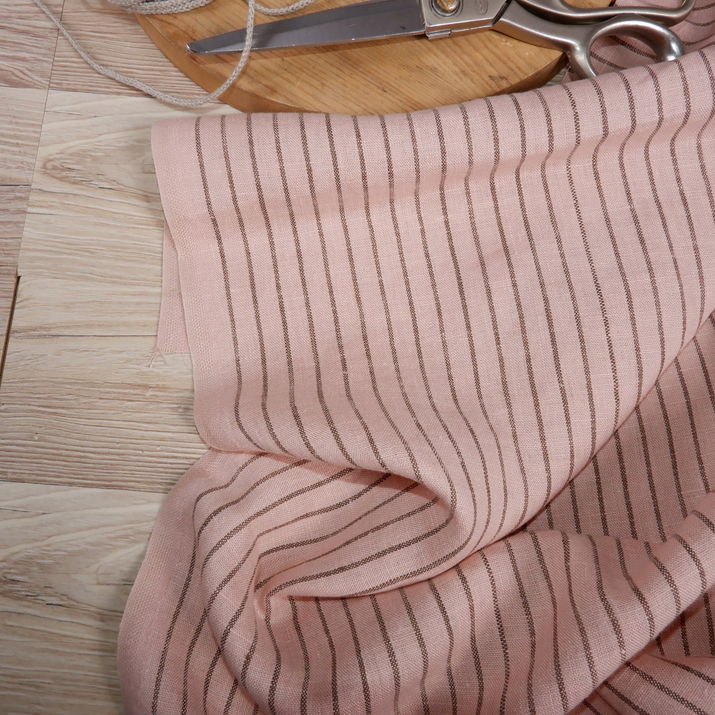 100% pink striped linen fabric - Medium weight - perfect for clothing, curtains or home textile - fabric for home decor craft projects