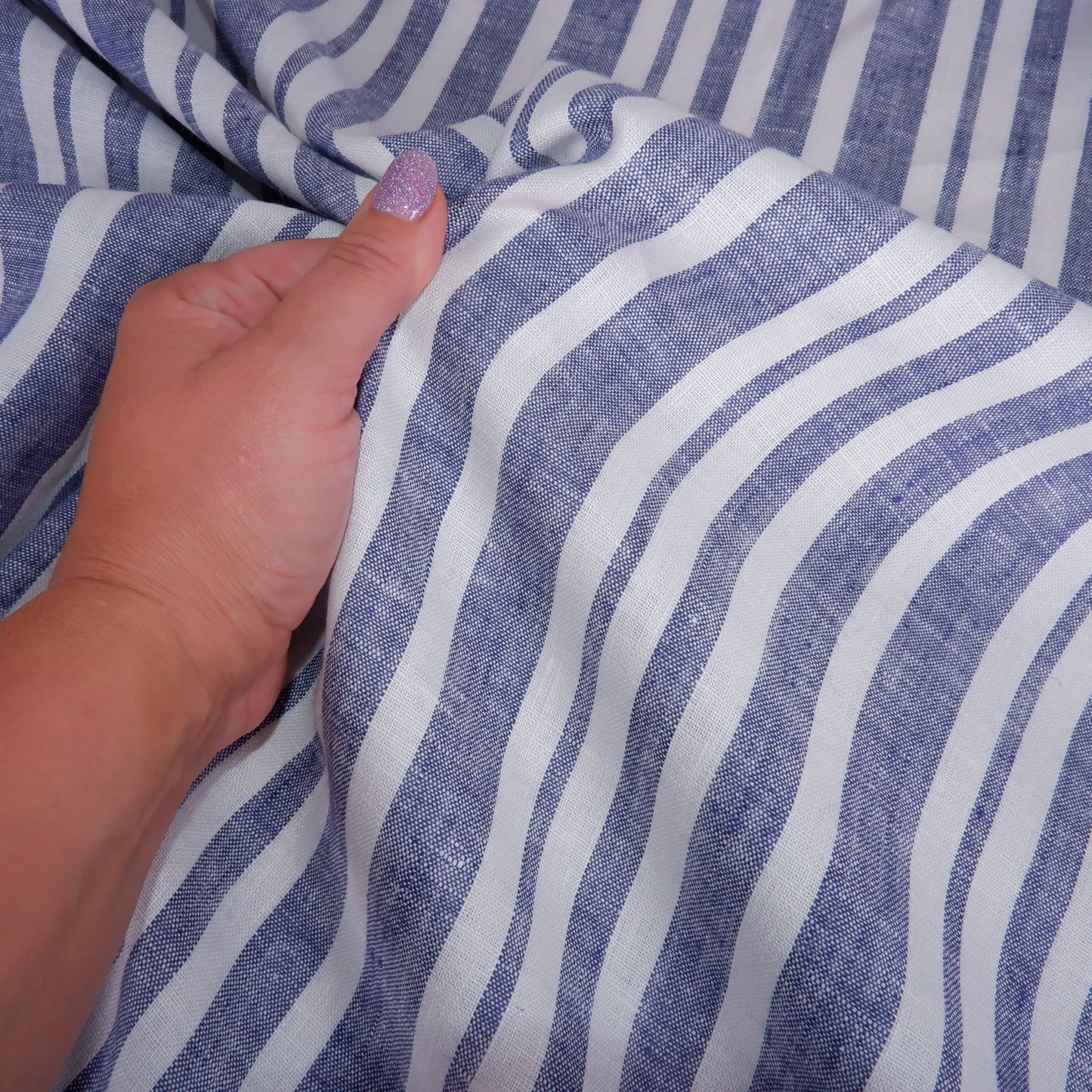 100% blue and white stripes in linen fabric - Medium weight - nautical fabric for clothing, curtains, home textile, home decor craft project