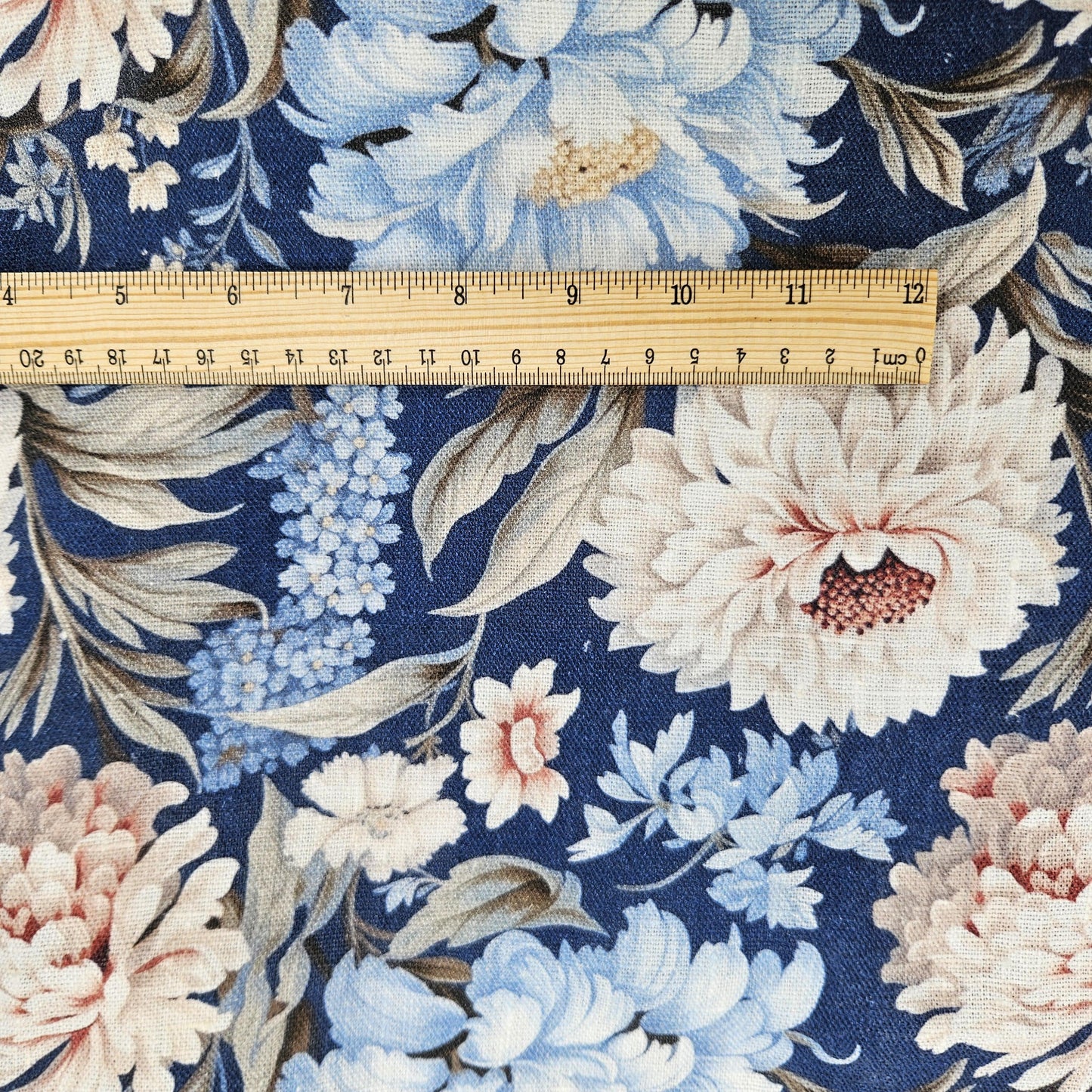 100% LINEN Fabric blue floral DAHLIAS, white blue botanical fabric with floral print, indian block print on linen linen 2578