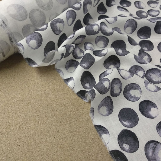 Large polka dot print on white - linen fabric - 058P