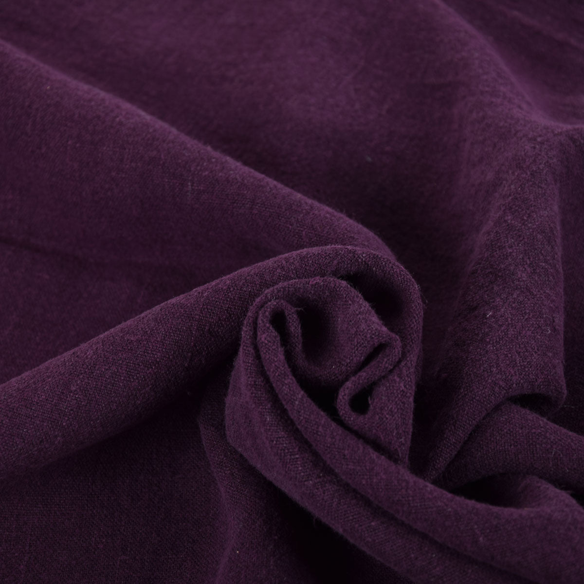 Plump purple- heavy linen fabric -  425H