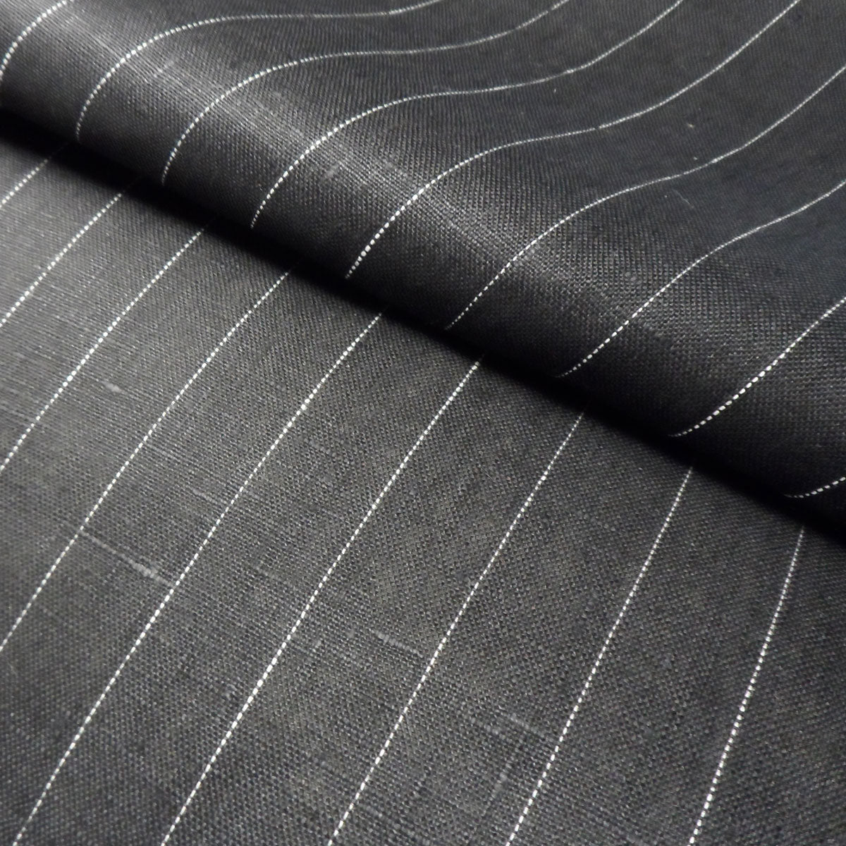 Striped black white - linen fabric - 258P