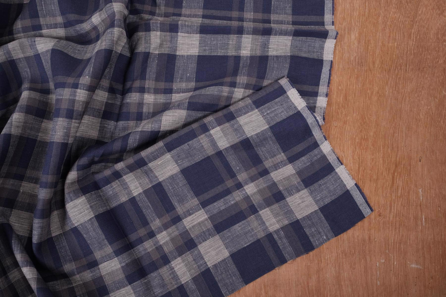 Tartain purple  - linen fabric - 107P