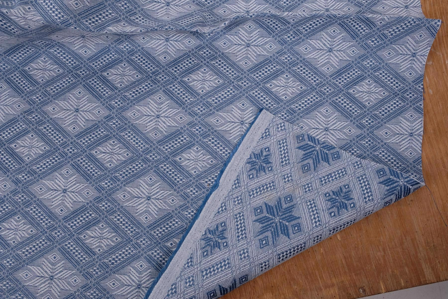Bajore - Jacquard Blue Geometric - linen fabric - 108P