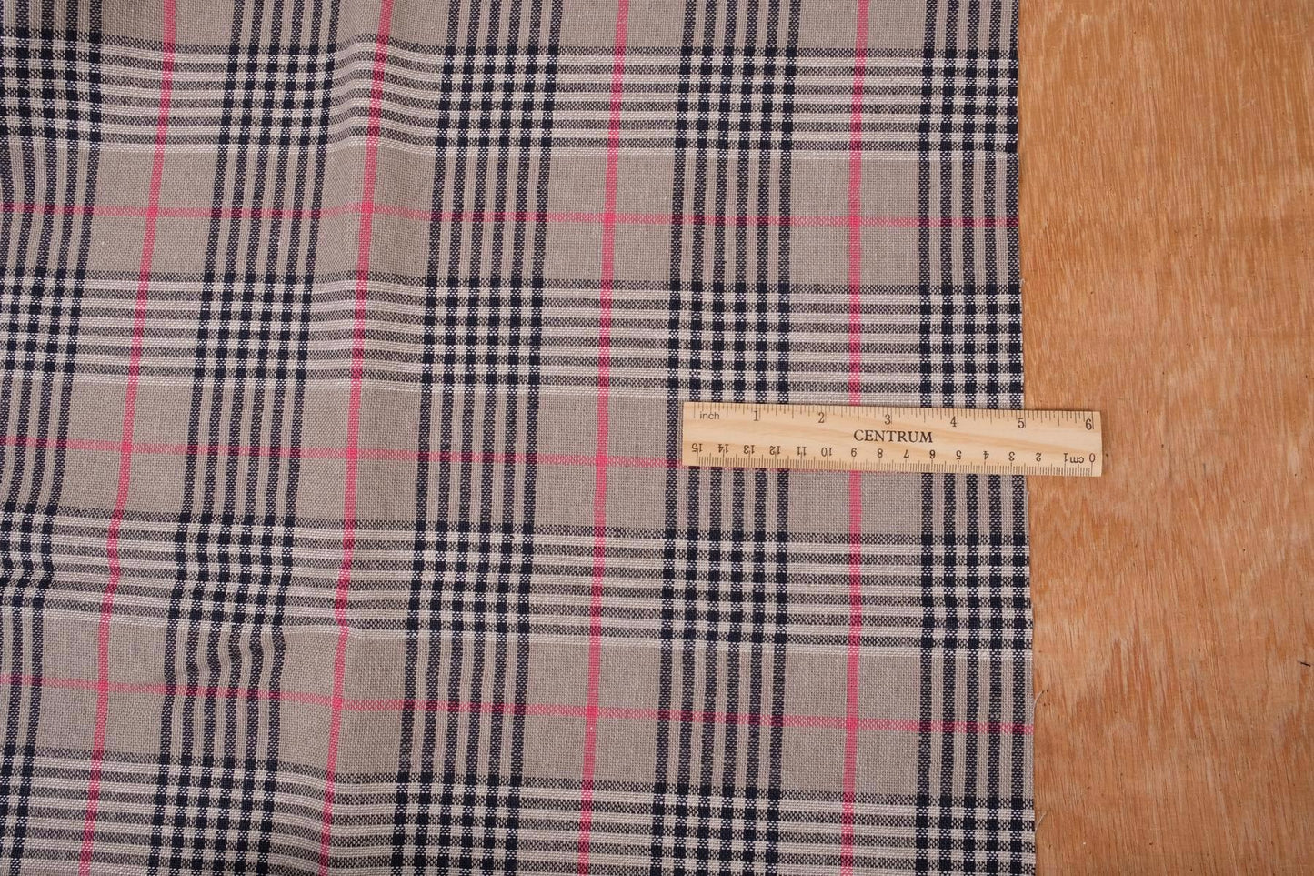 Tartan brown- heavy linen fabric-  118M