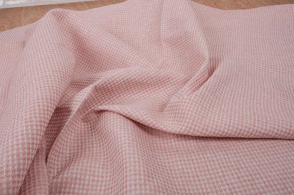 Waffle - pale pink -138VA