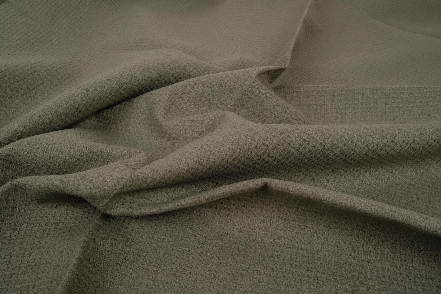 Waffle - muddy green - linen fabric - 121VA
