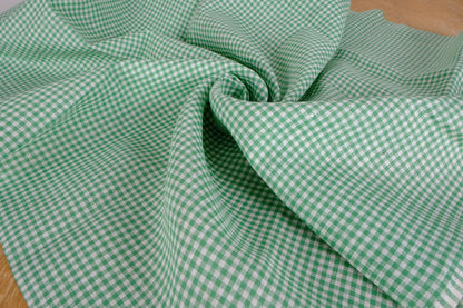 Green white checked - linen fabric - 160gsm - 822M