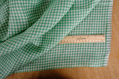 Green white checked - linen fabric - 160gsm - 822M