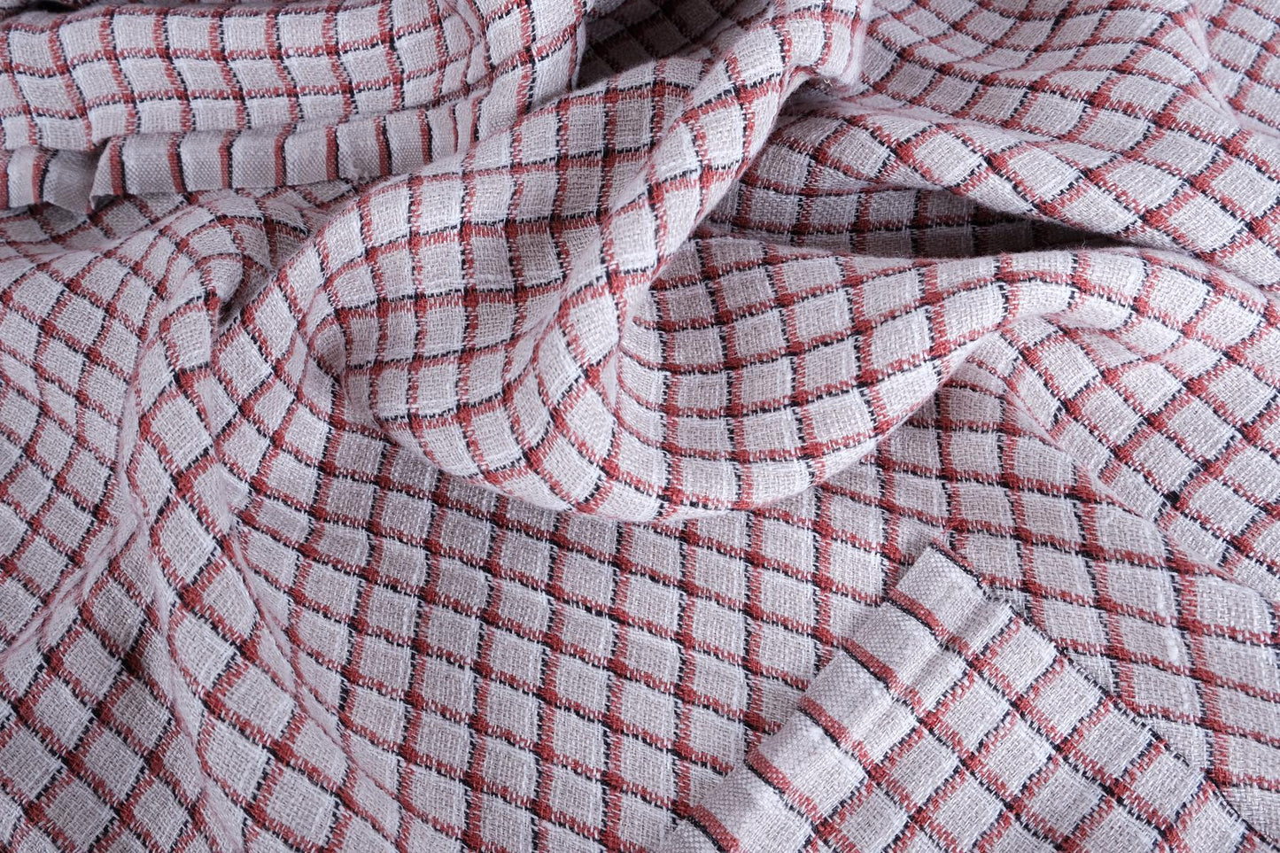Red grey squares - linen fabric - 230gsm - 820SH
